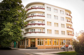 Hotel Bellevue Tlapak, Podebrady